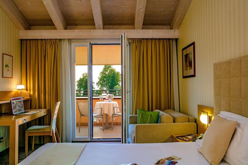 Hotel Caesius Thermae & Spa Resort Bardolino Extérieur photo